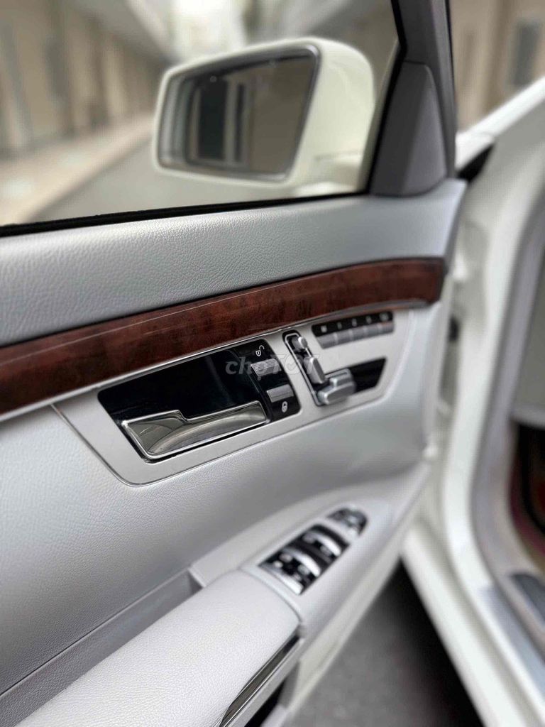 Mercedes Benz S Class 2010 S400 Hybrid - 90000 km. Mua bán Ô tô tại Quận 11 Tp Hồ Chí Minh được đăng bởi Lê Đình Luật hình 1