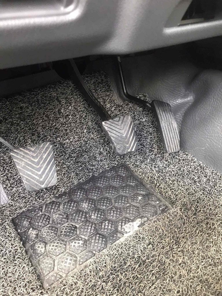 Mitsubishi Pajero v33,sx 2002,3.0,129000 km. Mua bán Ô tô tại Quận Gò Vấp Tp Hồ Chí Minh được đăng bởi Võ hình 18