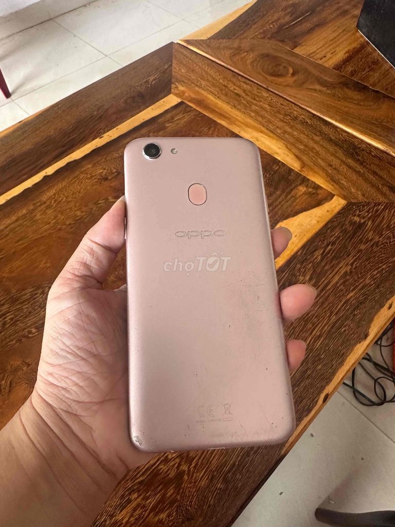 Oppo F5 Youth 3GB 32GB Vàng. Mua bán Điện thoại tại Thành phố Buôn Ma Thuột Đắk Lắk được đăng bởi phuong smarphone hình 1