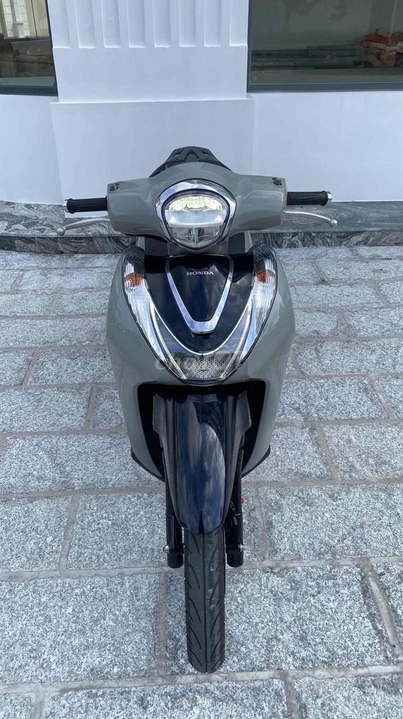 SH mode 2022-ABS. Mua bán Xe máy tại Thành phố Bến Tre Bến Tre được đăng bởi Nghiêm Bảy Mốt hình 1