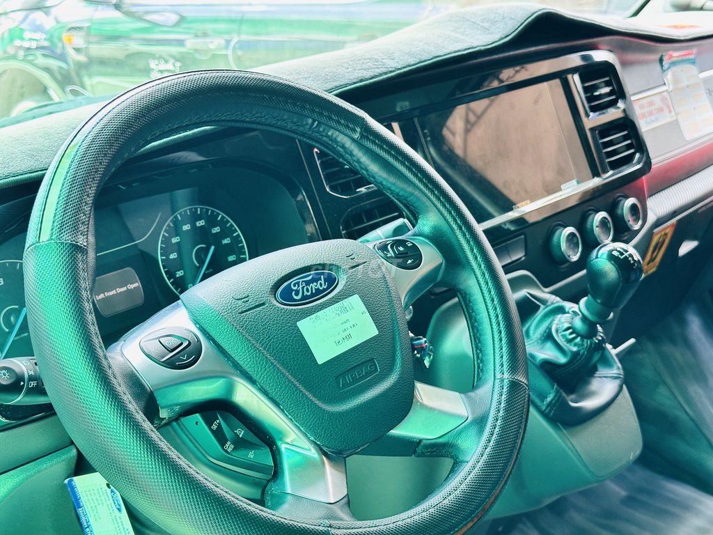 Ford Transit 2023 Tiêu chuẩn - 76000 km. Mua bán Ô tô tại Thành phố Châu Đốc An Giang được đăng bởi Xe Cũ An Giang hình 7