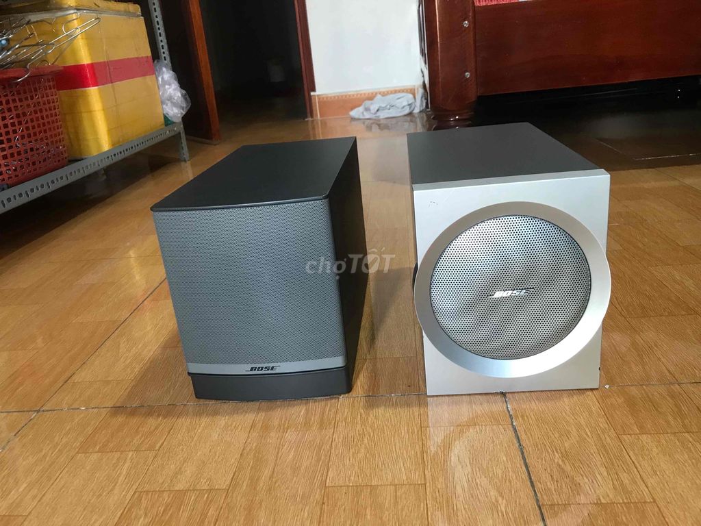 2 sub Bose Companion 3 seri 1-2