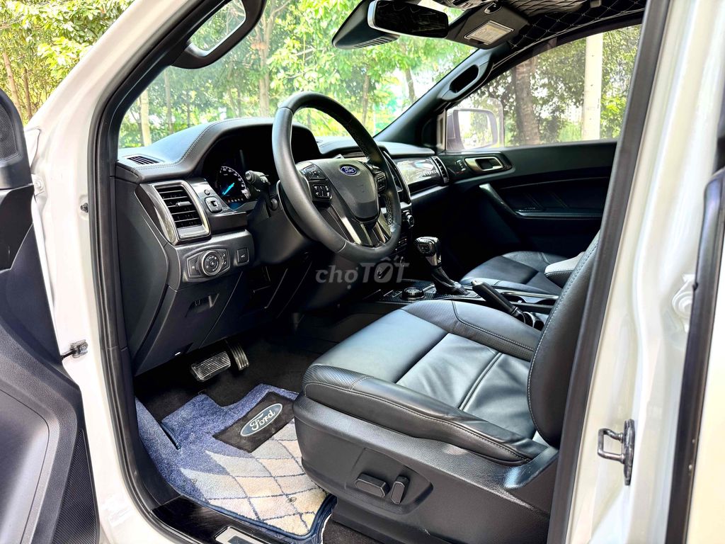 Ford Everest 2019 Titanium 2.0L AT 4x4. Mua bán Ô tô tại Quận 12 Tp Hồ Chí Minh được đăng bởi Hoàng Huy hình 9