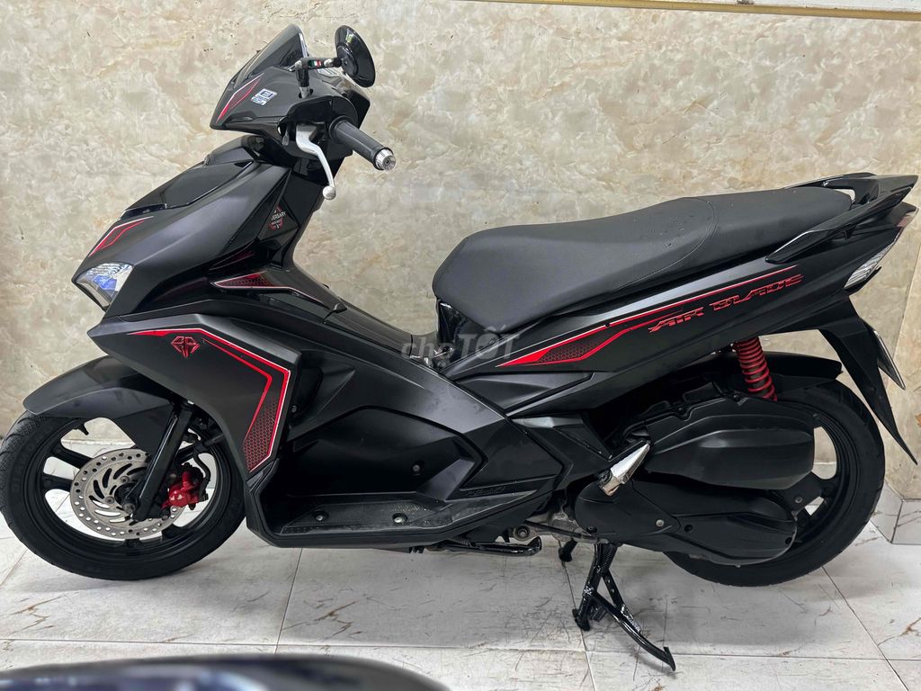 AB 125 khoá ga đen mù mới keng 43F1-400.17. Mua bán Xe máy tại Quận Sơn Trà Đà Nẵng được đăng bởi Minh Dũng bán trả góp 136 vân đồn  hình 6