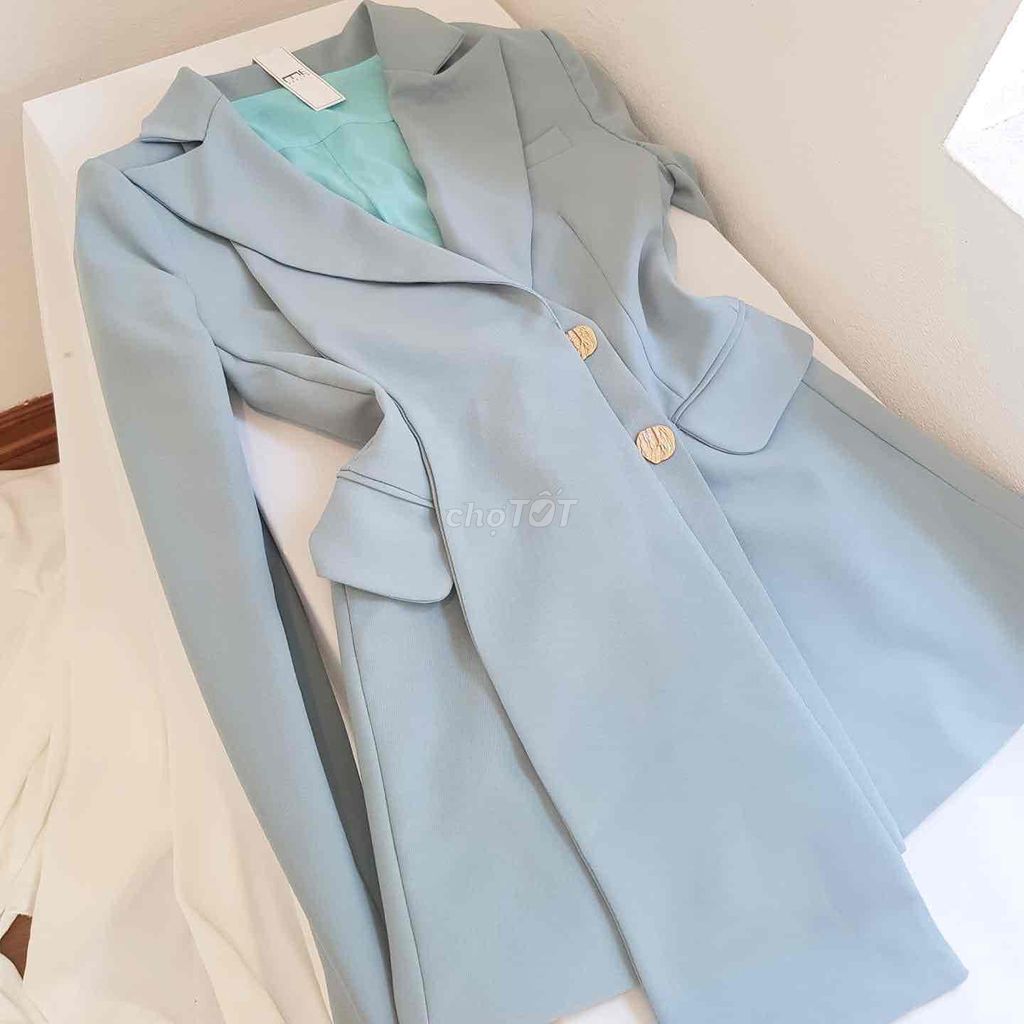 Áo Blazer Nữ Vải dày dặn size M. Mua bán Quần áo tại Quận 4 Tp Hồ Chí Minh được đăng bởi Văn Phương Linh hình 1