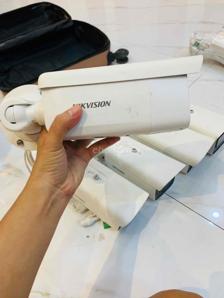 Camera IP Hikvision 4mp zum quang 5x. Mua bán Máy ảnh, Máy quay tại Thành phố Thủ Đức Tp Hồ Chí Minh được đăng bởi Lê Chinh hình 1