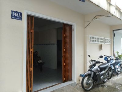 Nhà riêng cho thuê, 1 trệt 2 lầu, đường Lê Thái Tổ, P1, Tp.Vĩnh Long. Cho thuê nhà ở tại Thành phố Vĩnh Long Vĩnh Long được đăng bởi Huỳnh Anh Dũng