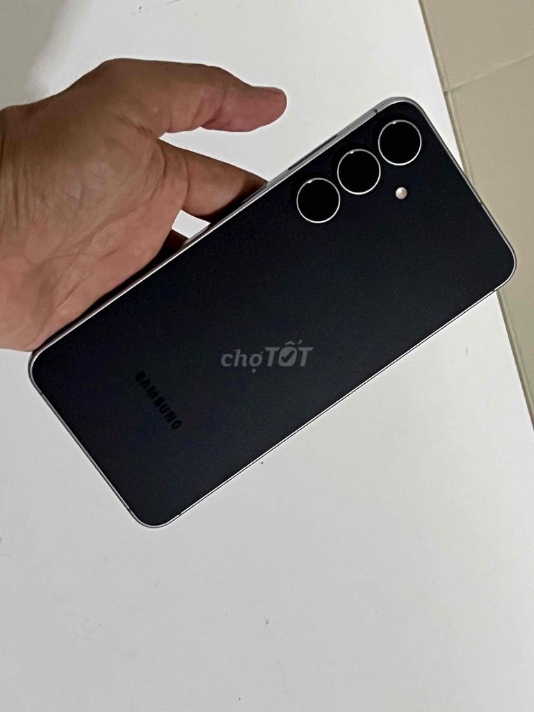 Samsung Galaxy S25 FE 128GB Đen US Lock 99%. Mua bán Điện thoại tại Quận 6 Tp Hồ Chí Minh được đăng bởi Đinh Trọng Hòa hình 1