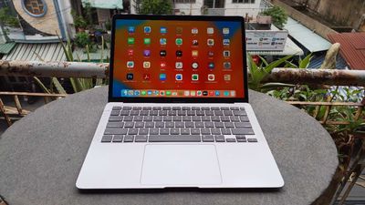 Macbook Air 2018 - CORE I5 - 256GB - PIN 8 GIỜ ạ