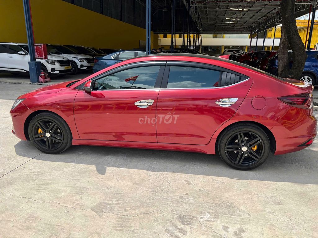 Hyundai elantra 1.6at sport 2019 - Xe cũ tại hãng. Mua bán Ô tô tại Quận Tân Phú Tp Hồ Chí Minh được đăng bởi Nguyễn Tân Xe Lướt  hình 3