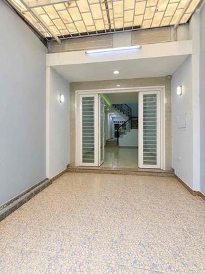 Аренда · 4 комн. · 80 м² · Quận Phú Nhuận, ул. Đường Lê Văn Sỹ