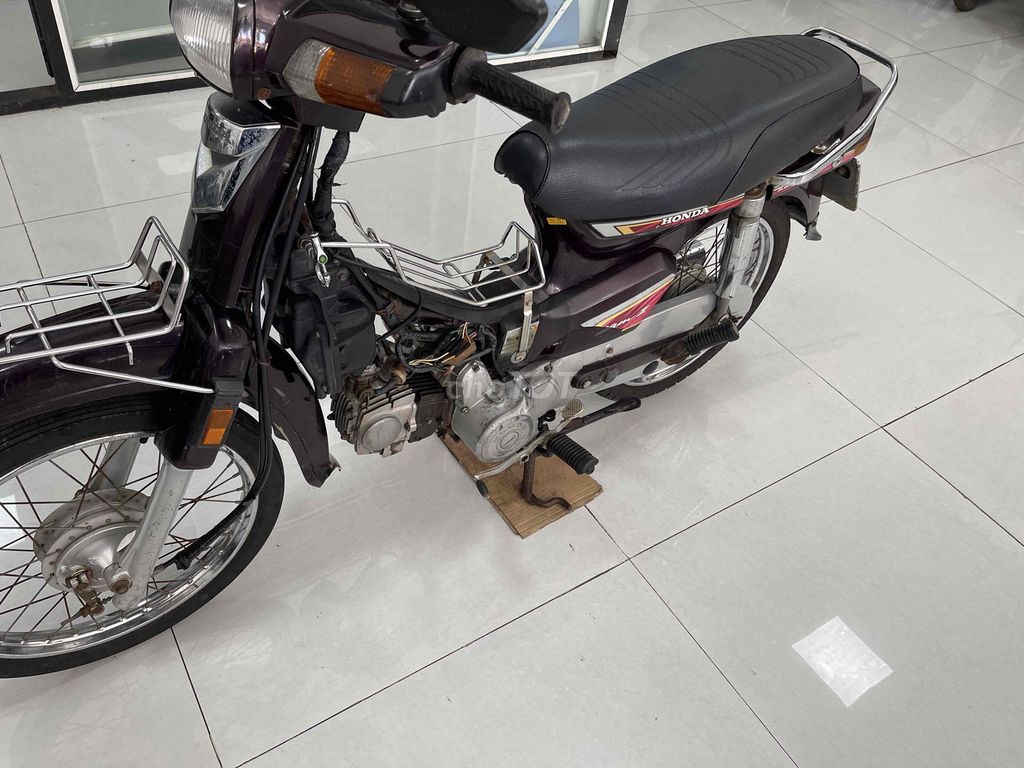 Honda Dream Thái màu Nâu. Mua bán Xe máy tại Huyện Trảng Bom Đồng Nai được đăng bởi Phạm Cao hình 3