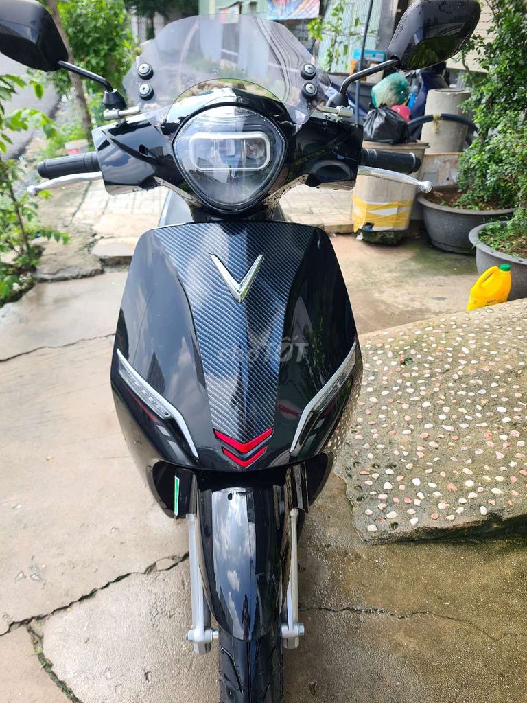 VinFast Feliz 2025 Điện Đen 400 km