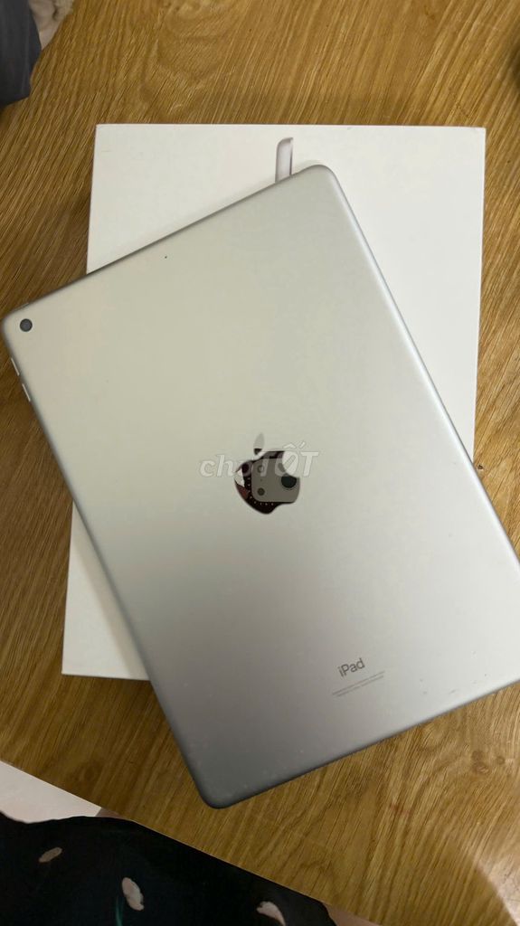 Apple iPad Gen 9 WiFi 64GB Bạc FullBox. Mua bán Máy tính bảng tại Quận Tân Bình Tp Hồ Chí Minh được đăng bởi Nguyen Dung hình 1