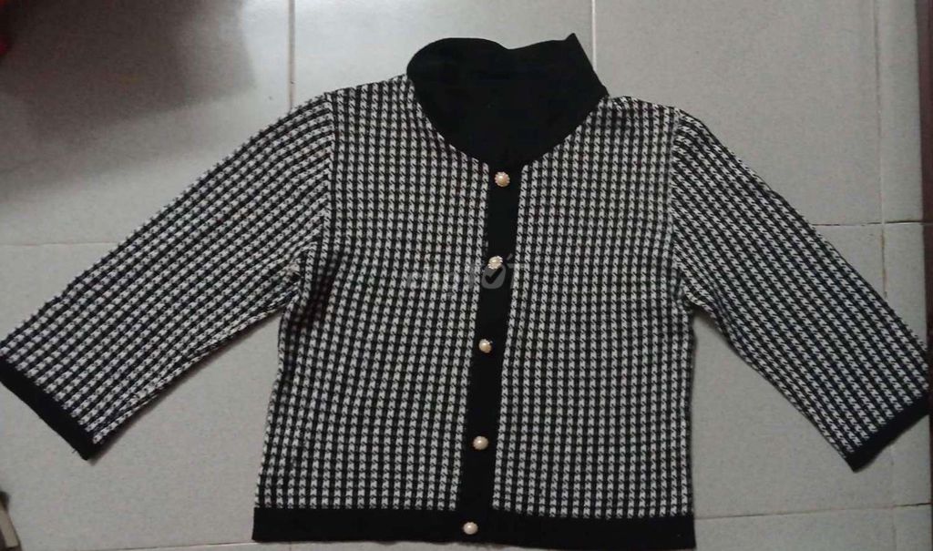 Áo khoác cardigan nữ len. Mua bán Quần áo tại Quận Phú Nhuận Tp Hồ Chí Minh được đăng bởi Nhã Mi hình 1