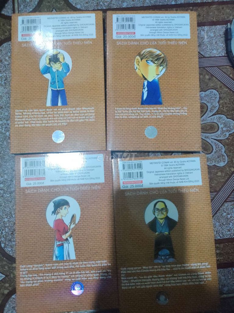 4 cuốn truyện Conan mới tinh