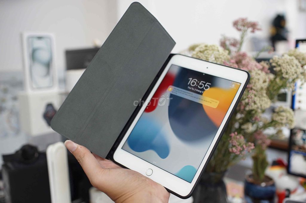 iPad Mini 4 silver 128Gb có 4G - máy zin99% pin91%. Mua bán Máy tính bảng tại Quận 5 Tp Hồ Chí Minh được đăng bởi Lê Trọng Tấn hình 2