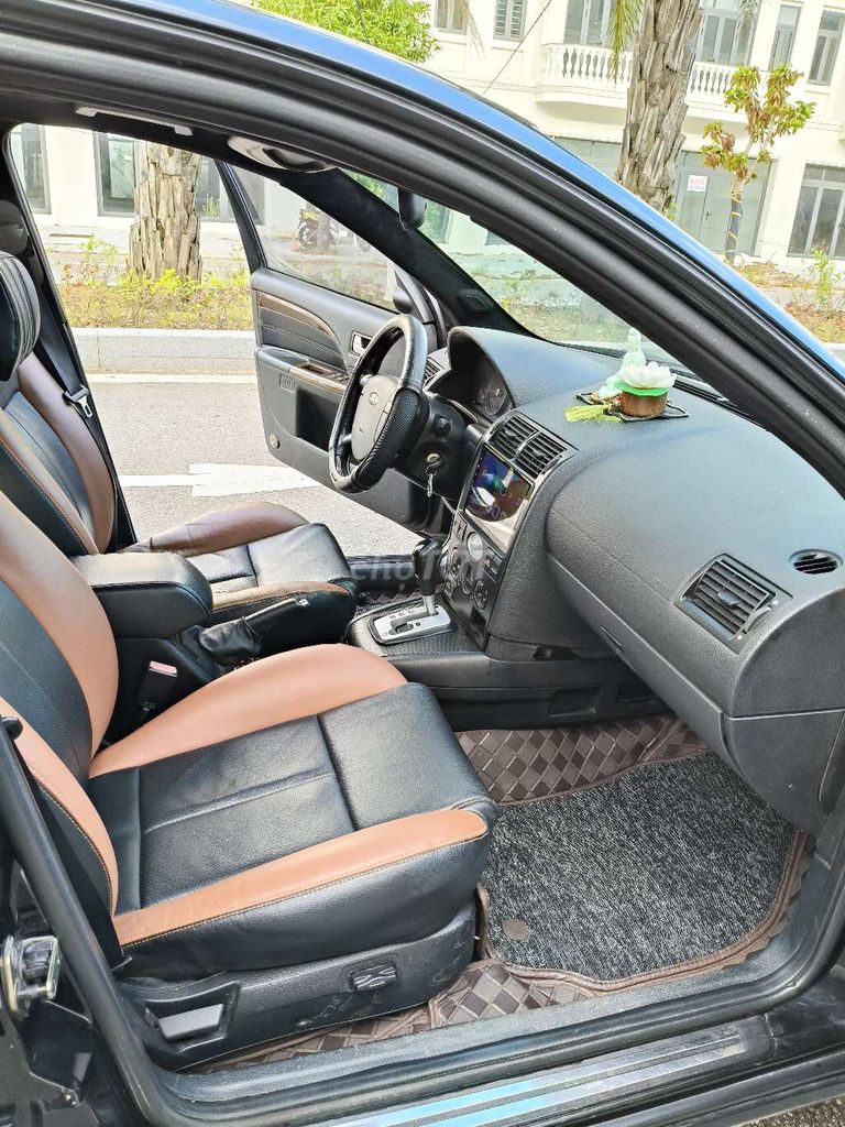 Bán Ford Mondeo ( mỹ ) xe rin cọp đẹp long lanh. Mua bán Ô tô tại Thị xã An Nhơn Bình Định được đăng bởi Đại Lộc  hình 9