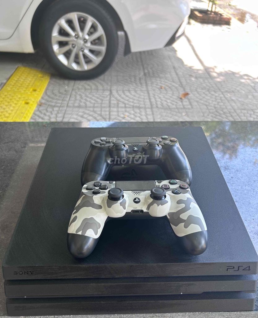 Sony PS4 Pro 1TB Đen 2 tay cầm, 2 đĩa. Mua bán Thiết bị chơi game tại Quận Ngũ Hành Sơn Đà Nẵng được đăng bởi Đinh Công Đức hình 1