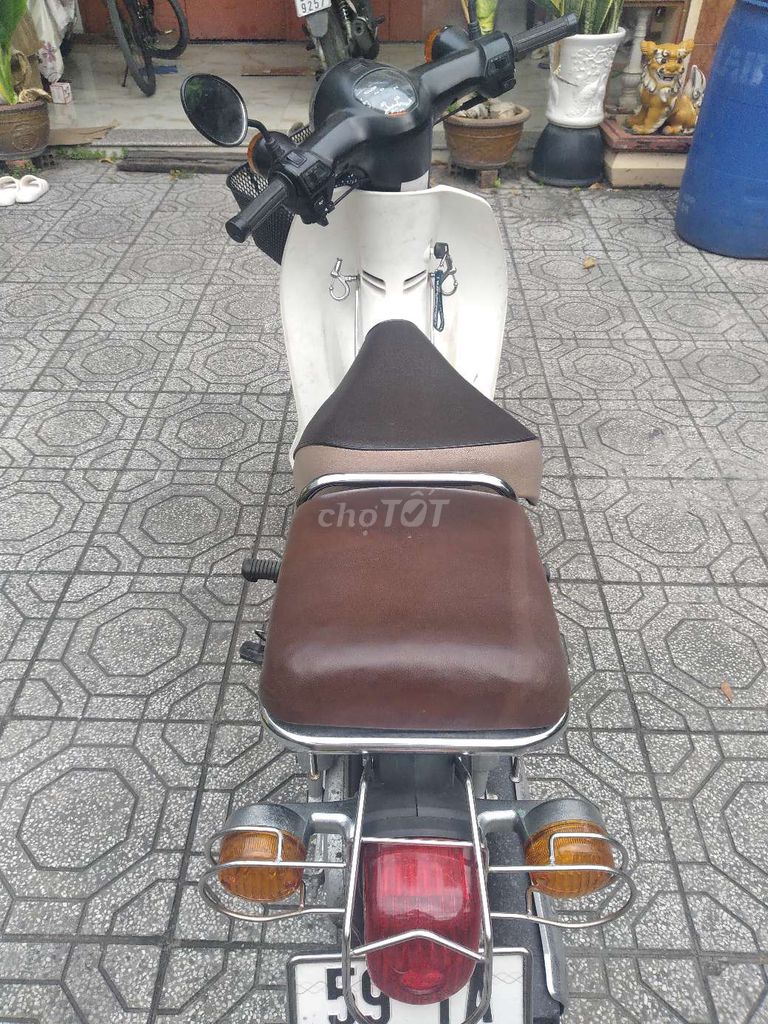 Honda Cub 50cc 2023 Đen Trắng. Mua bán Xe máy tại Thành phố Thủ Đức Tp Hồ Chí Minh được đăng bởi Mr Tuấn hình 6