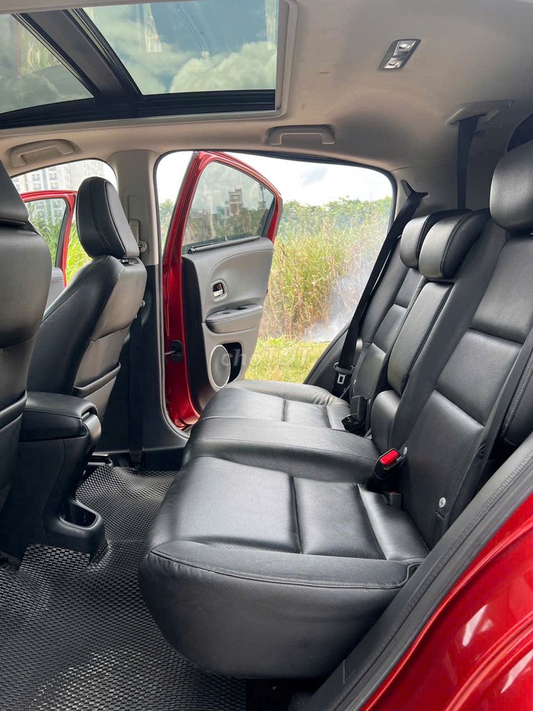 Honda HR-V 2019 L  mới 49.000 km quá cứng. Mua bán Ô tô tại Quận Gò Vấp Tp Hồ Chí Minh được đăng bởi Phan Trung Quân hình 9