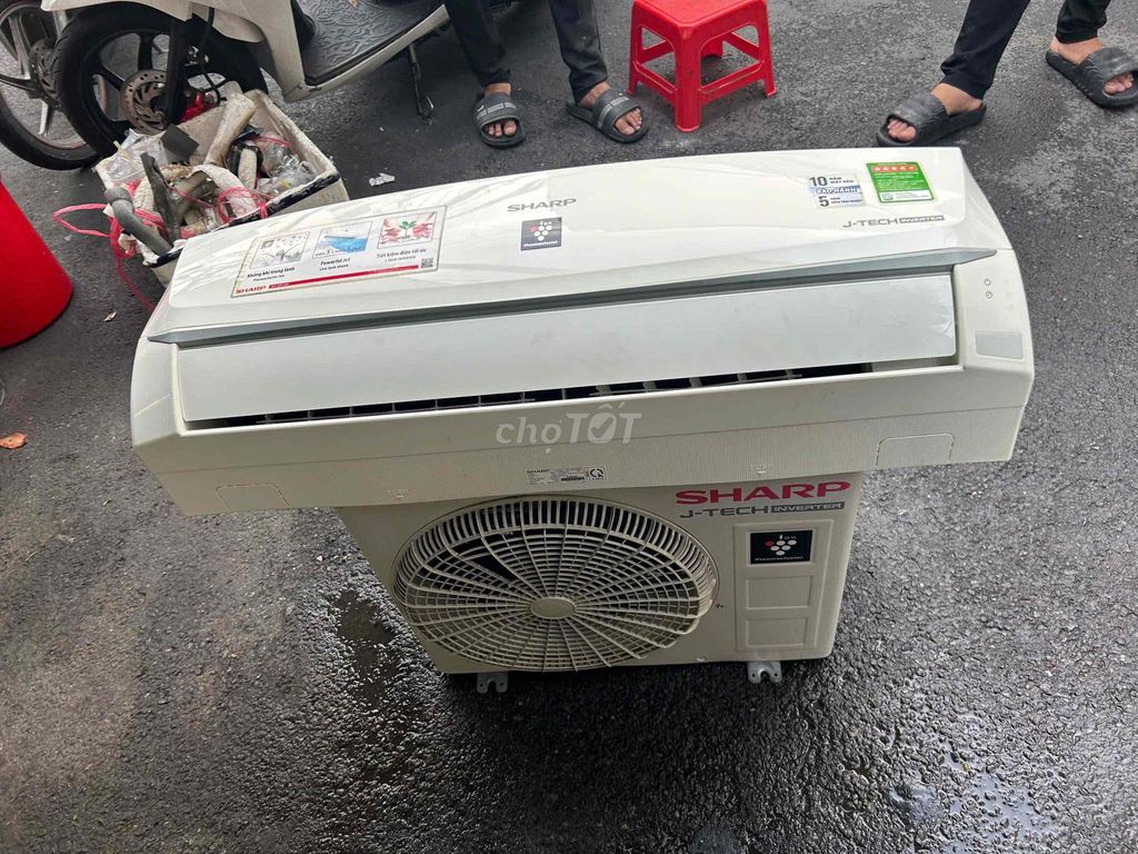 Máy lạnh sharp inverter 1,5hp mới 95%. Mua bán Máy lạnh, điều hoà tại Quận Tân Bình Tp Hồ Chí Minh được đăng bởi Điện lạnh Chí Linh hình 1