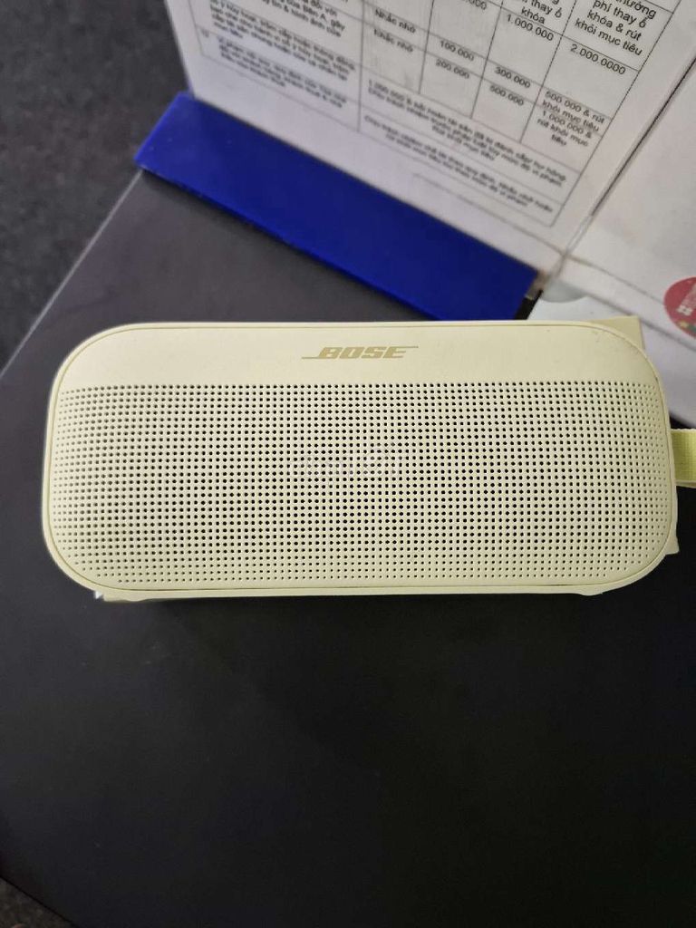 Loa Bluetooth Bose SoundLink Flex Vàng nhạt. Mua bán Tivi, Âm thanh tại Quận 10 Tp Hồ Chí Minh được đăng bởi mr béo hình 1
