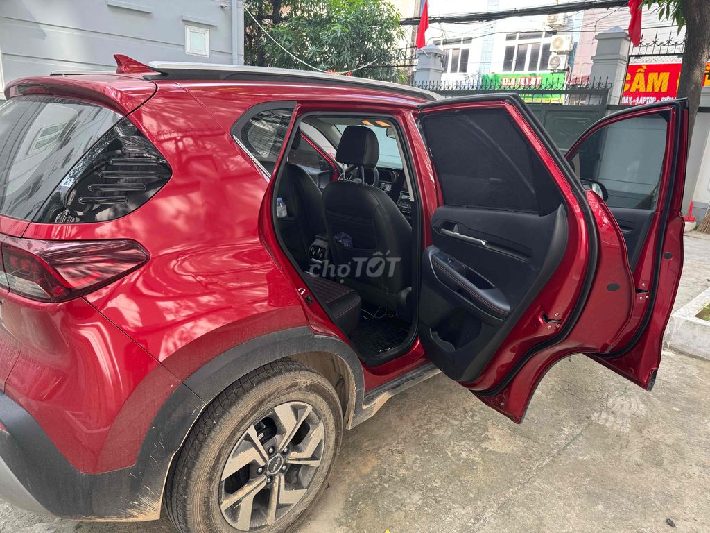 Kia Sonet 2023 Luxury 1.5 AT - 205000 km. Mua bán Ô tô tại Quận Nam Từ Liêm Hà Nội được đăng bởi Thành hình 3