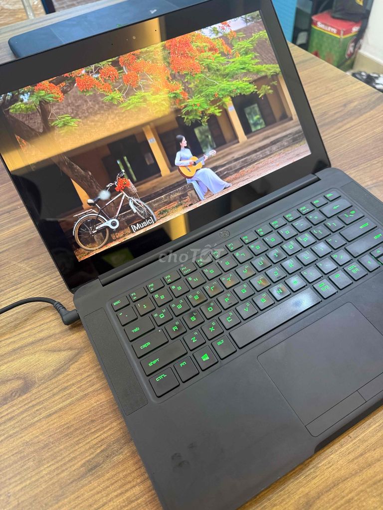 Razer Razer 14 i7 4702hq 14 inch 8GB/256GB vga 3G. Mua bán Laptop tại Quận 3 Tp Hồ Chí Minh được đăng bởi Trần Quang Minh hình 1