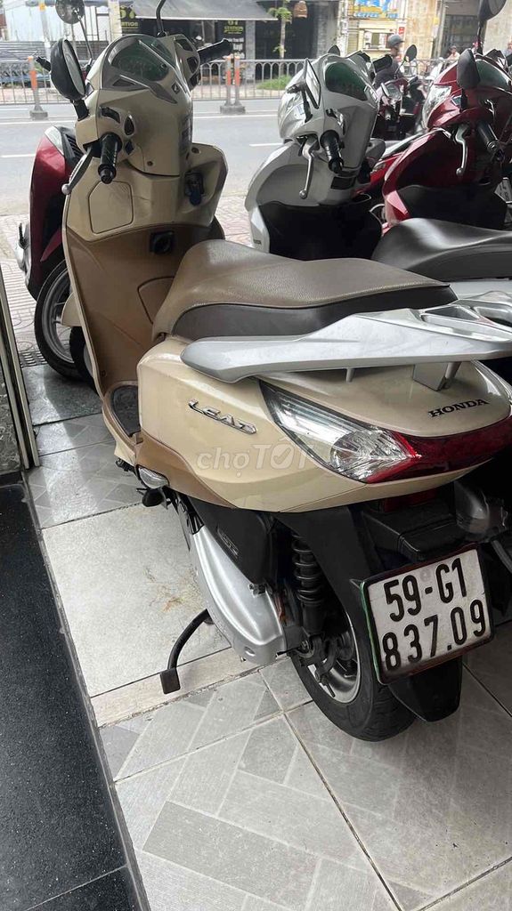 xe đẹp giá bình dân máy êm chạy lướt. Mua bán Xe máy tại Huyện Hóc Môn Tp Hồ Chí Minh được đăng bởi Đức anh hình 2