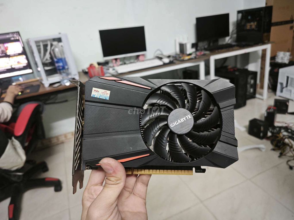 Vga gtx1050ti 4gd5 Giga đẹp zin keng