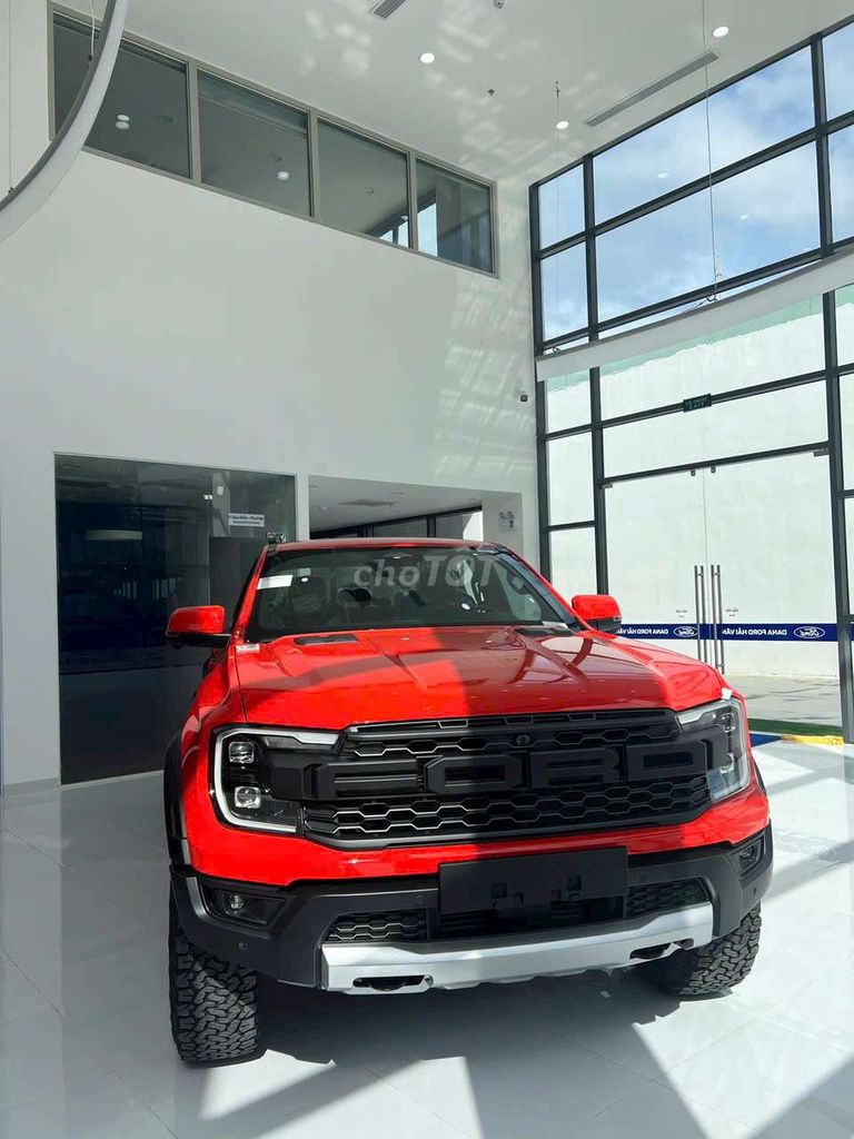 Showroom Ford Huế Raptor 2024