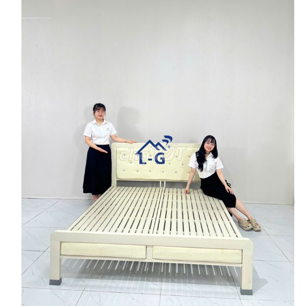 Giường Sắt Giường Sắt Giường Sắt Giường sắt Giường. Mua bán Giường, chăn ga gối nệm tại Thành phố Thuận An Bình Dương được đăng bởi NỘI THẤT LÂM GIA PHÁT  hình 1
