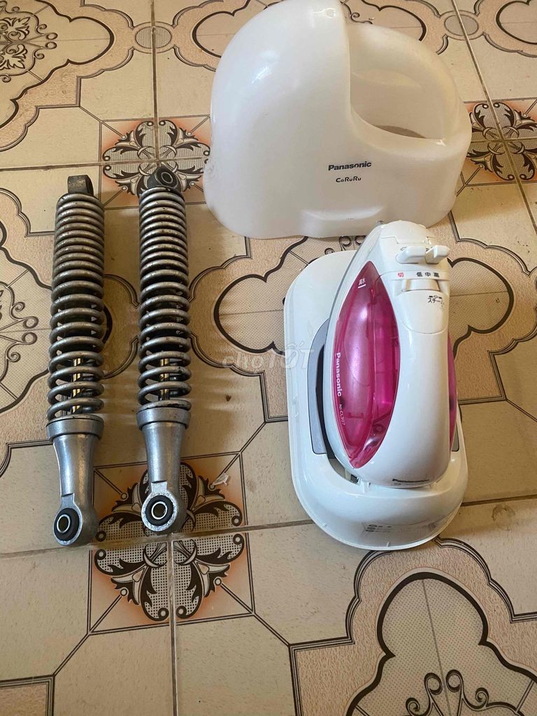 Bàn ủi hơi nước Panasonic CaRuRu. Mua bán Nội thất, đồ gia dụng khác tại Huyện Bình Đại Bến Tre được đăng bởi  Huỳnh Lâm  hình 1