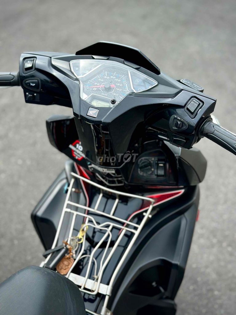 AB 2018 khoá thông minh đèn Led bản ĐB 😍. Mua bán Xe máy tại Thành phố Vũng Tàu Bà Rịa - Vũng Tàu được đăng bởi Xe Máy Cũ Vũng Tàu 72 hình 4