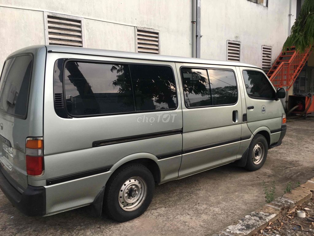 Toyota Hiace 2005 Commuter 2.5 - 100000 km. Mua bán Ô tô tại Quận 7 Tp Hồ Chí Minh được đăng bởi Tâmphạm hình 4