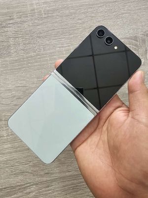 Samsung Galaxy Z Flip5 256GB xanh đẹp 99%