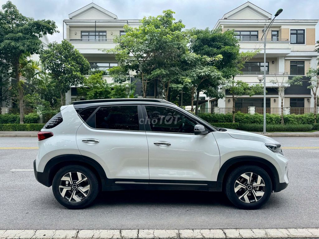 Kia Sonet 2023 Premium 1.5 AT - 50000 km. Mua bán Ô tô tại Quận Cầu Giấy Hà Nội được đăng bởi Hùng Eco Auto hình 5