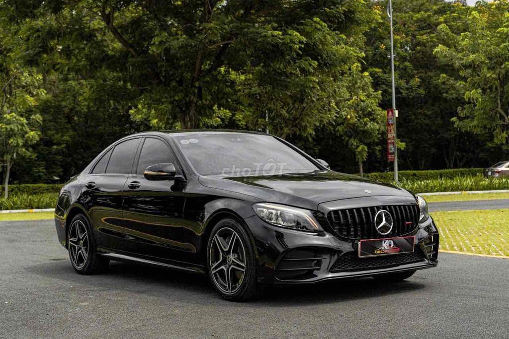 C300_AMG model 2020 màu đen siêu ngầu siêu đẹp. Mua bán Ô tô tại Quận 7 Tp Hồ Chí Minh được đăng bởi Dương Phương hình 7