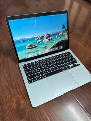 Macbook air M1 16/256gb màu bạc Pin 92% có fix. Mua bán Laptop tại Quận Ninh Kiều Cần Thơ được đăng bởi Phan Phú