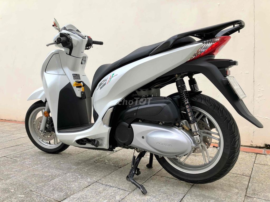 HONDA SH300i - Xe zin nguyên bản. Mua bán Xe máy tại Huyện Chợ Mới An Giang được đăng bởi Hải Đăng hình 2