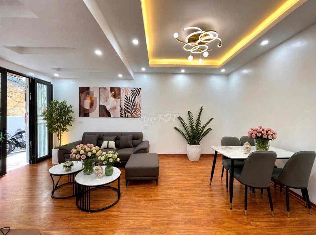 1 этаж на улице Ланг Ха, 80м², 2 стороны света, 2 спальни, 2 санузла