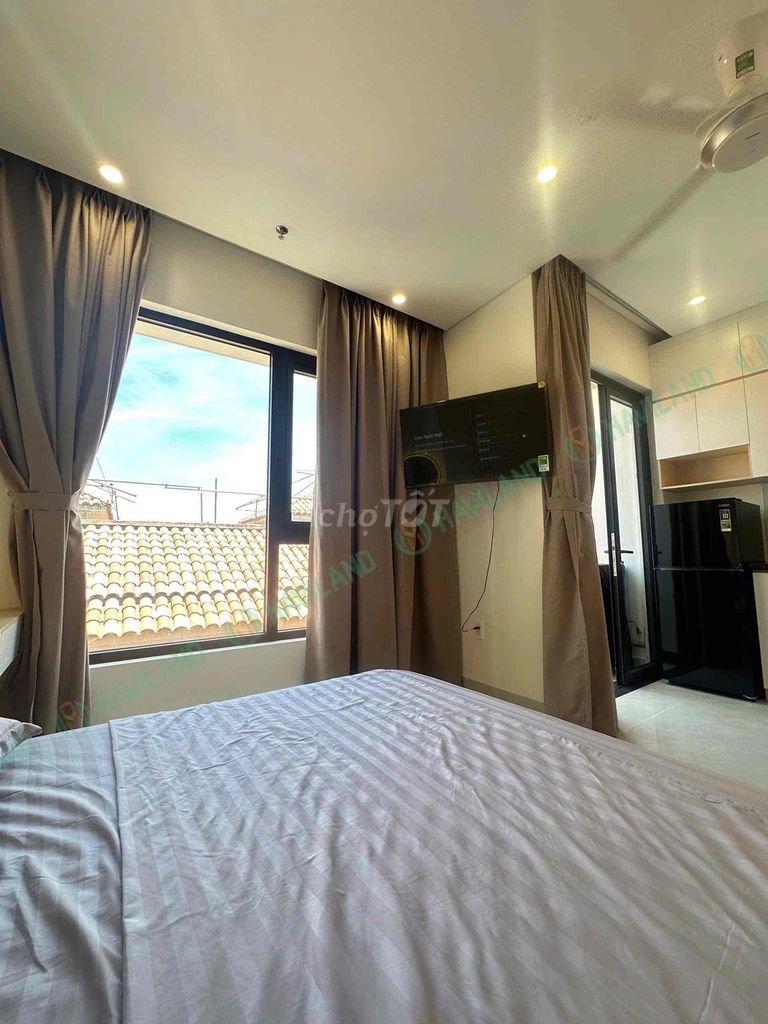Upscale studio with own washer and dryer at Sun Cosmo — photo 3