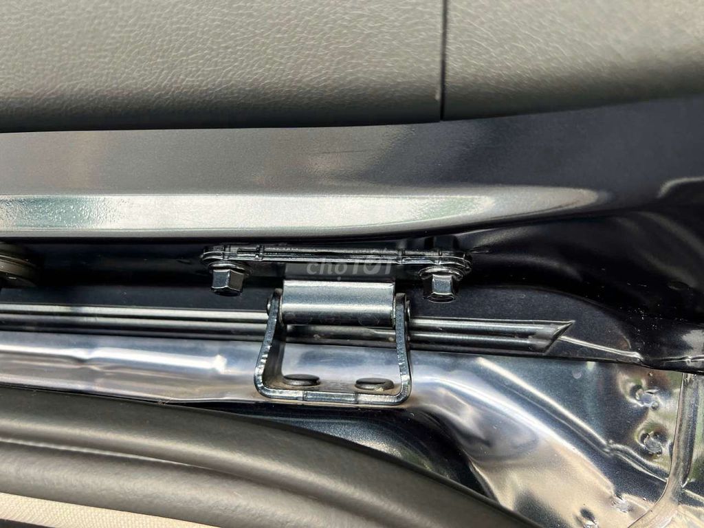 KIA SORENTO 2.2D- 39000 km. Mua bán Ô tô tại Thành phố Thủ Đức Tp Hồ Chí Minh được đăng bởi Ms Hiệp  hình 10