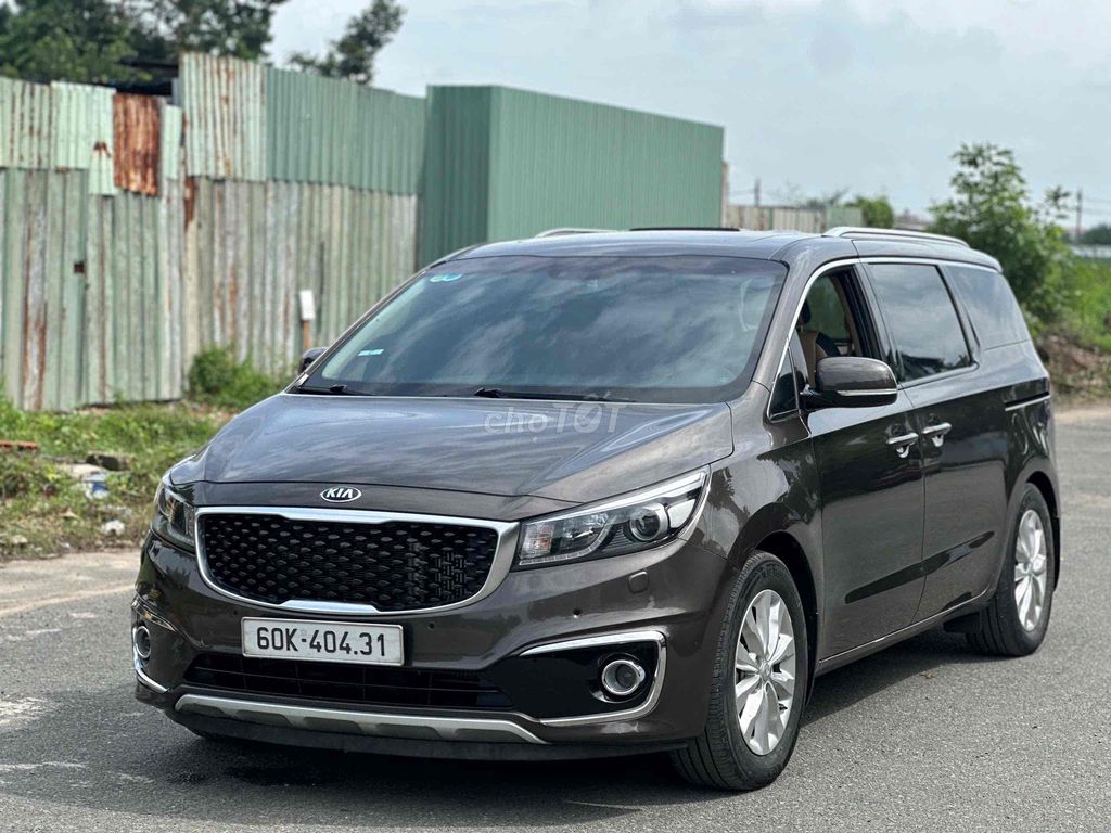 Kia Sedona 2016 2.2 DATH - 80000 km