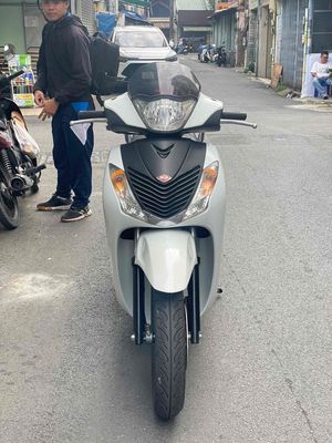 Sh 150 Ý xe 1 đời chủ mua thùng nguyên zin. Mua bán Xe máy tại Quận 11 Tp Hồ Chí Minh được đăng bởi Tuấn Anh