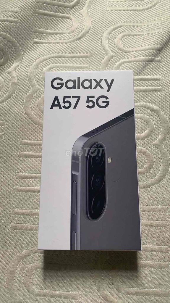 Samsung Galaxy A57 5G Mới nguyên seal. Mua bán Điện thoại tại Quận Cầu Giấy Hà Nội được đăng bởi thu nga hình 1