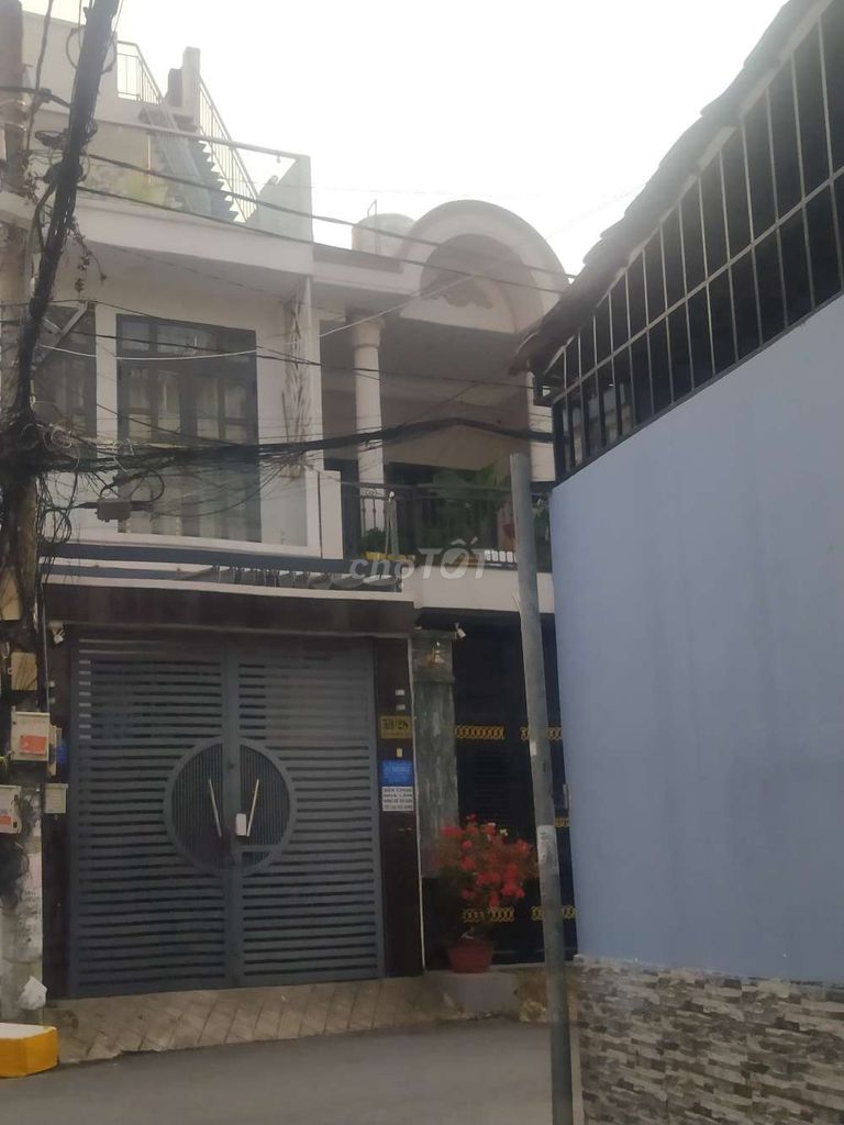 Thợ sơn nhà cấp 4 ,biệt thự giá oke. Dịch vụ nhà cửa khác tại Quận 7 Tp Hồ Chí Minh được đăng bởi chuyên sơn nước mặt bằng nhà trọ hình 1