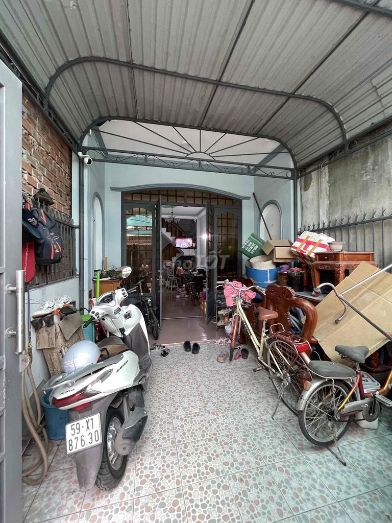 Rent · 3 bd · 80 м² · Thành phố Thủ Đức, ул. Phước Long B