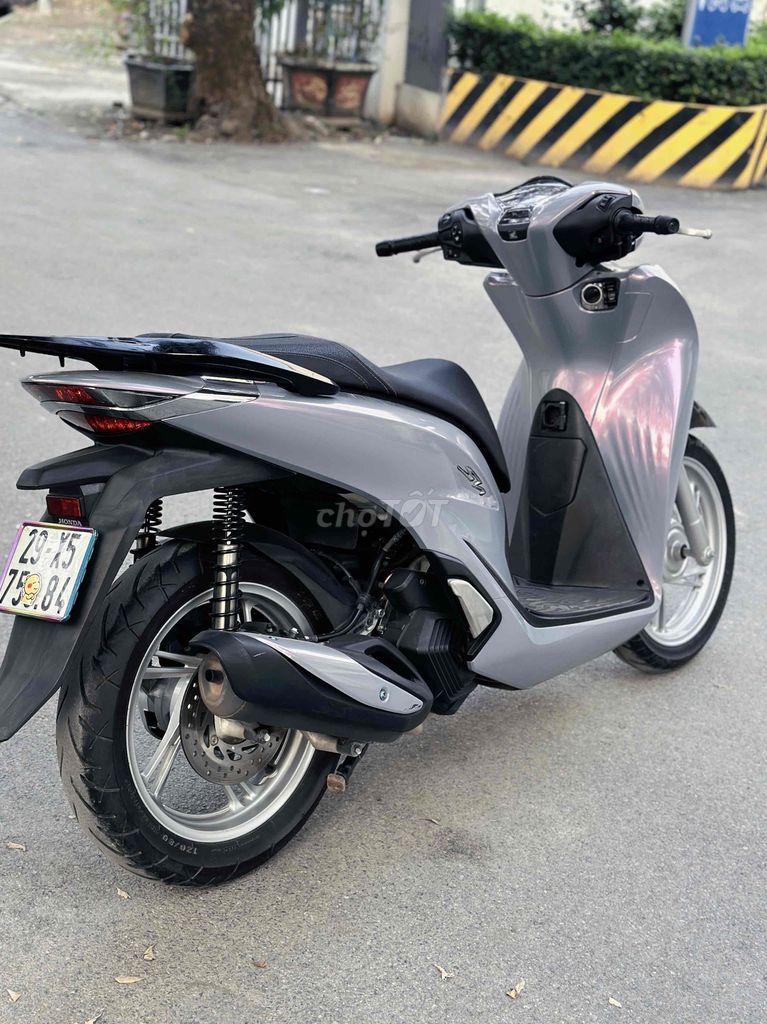 Honda SH 125i CBS 2022. Mua bán Xe máy tại Huyện Hoài Đức Hà Nội được đăng bởi Ngọc hình 2